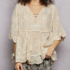 Q22 Natural v neck crochet top